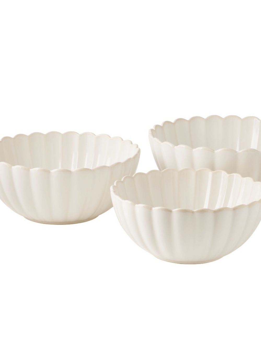 The Pioneer Woman Cream Scalloped Ceramic Serving Bowls (Set of 3)